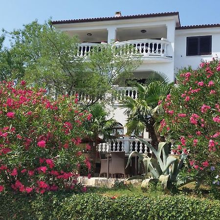 مالينسكا Guest House Villa Marlis المظهر الخارجي الصورة