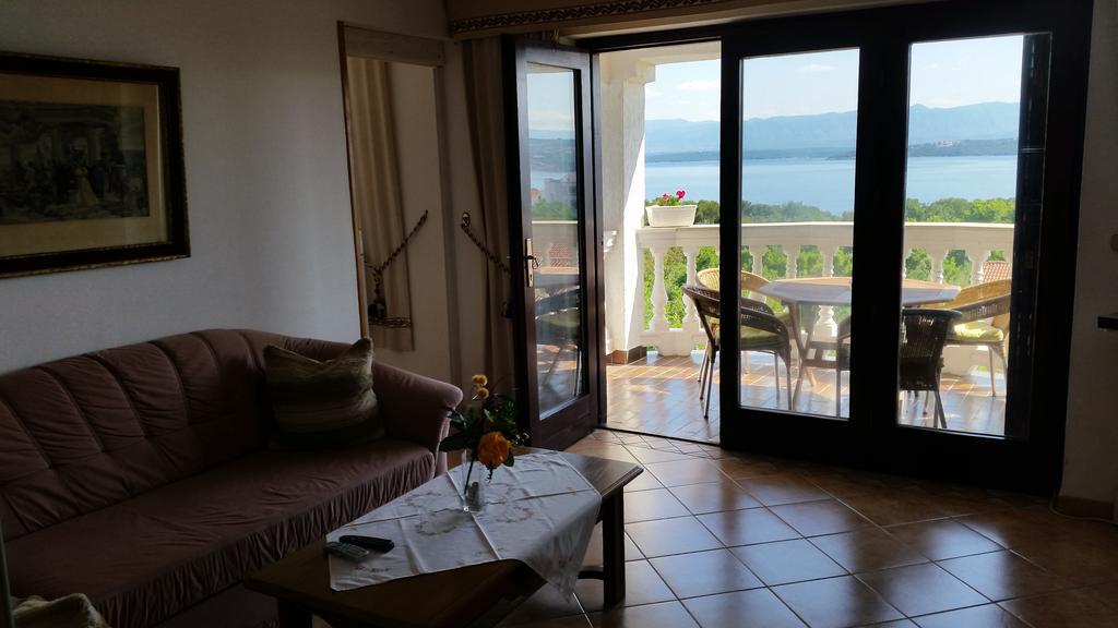 مالينسكا Guest House Villa Marlis الغرفة الصورة