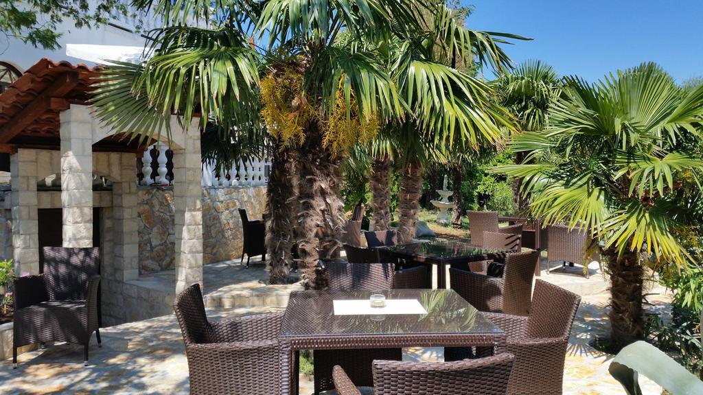 مالينسكا Guest House Villa Marlis المظهر الخارجي الصورة