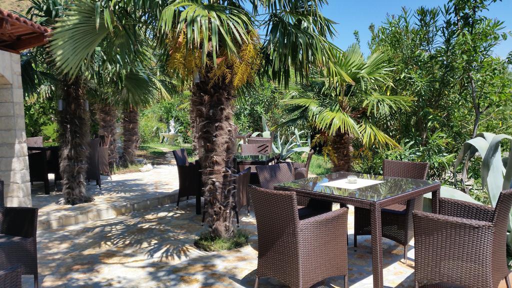 مالينسكا Guest House Villa Marlis المظهر الخارجي الصورة