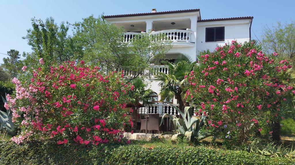 مالينسكا Guest House Villa Marlis المظهر الخارجي الصورة