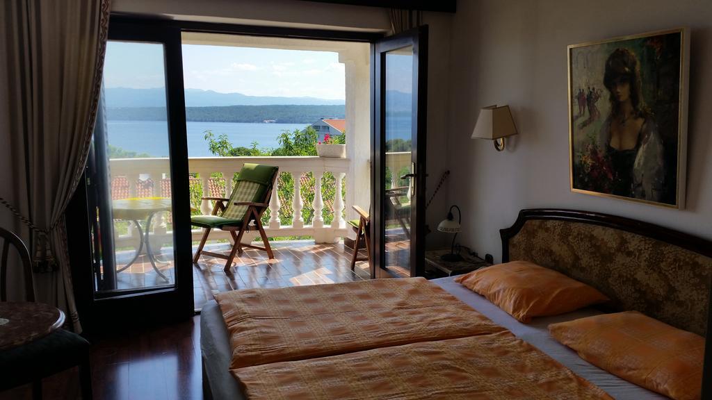 مالينسكا Guest House Villa Marlis الغرفة الصورة